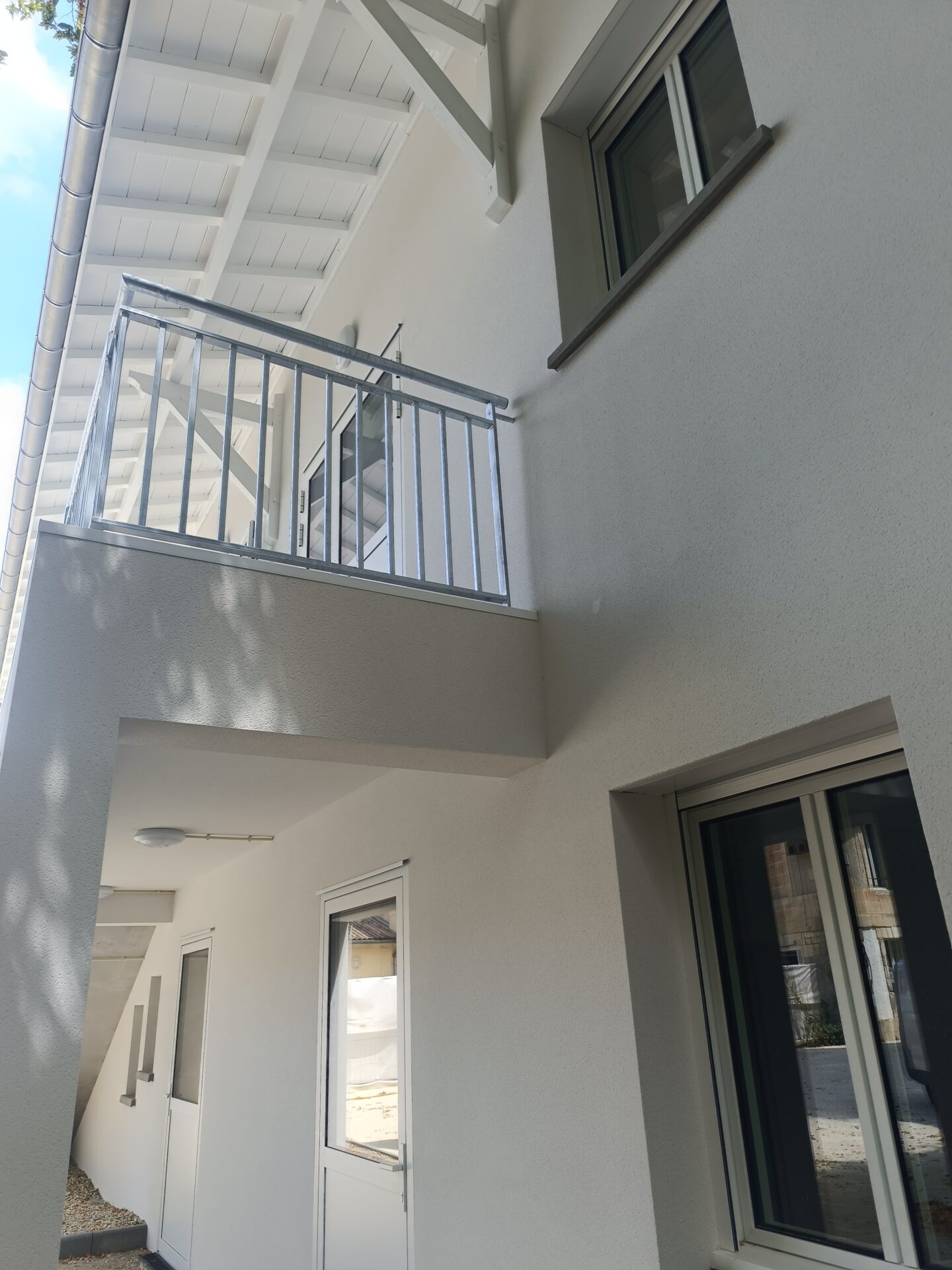 Extension d&rsquo;un collège : Salles de classes et espace polyvalent